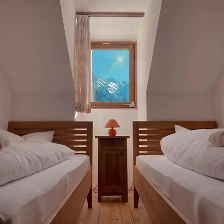 Alpengasthof Luesens - Bergsteigerhaus Sankt Sigmund im Sellrain